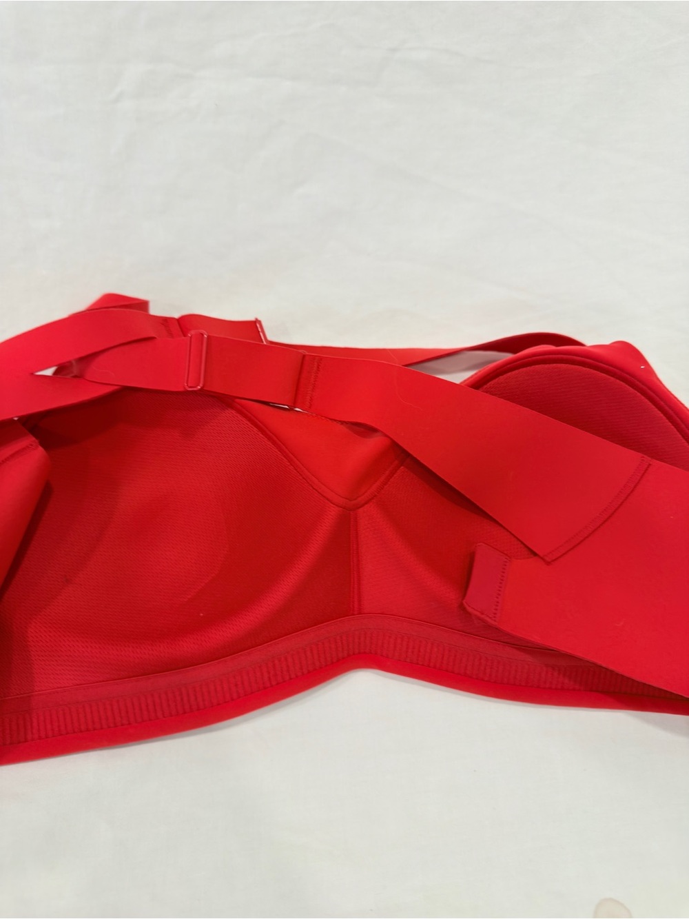 SPANX Flexfeel Sports Bra Red Criss Cross Wireless Seamless Sz M NWT - Picture 6 of 7